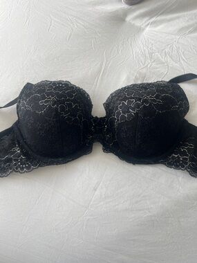 Black Lace bra Victoria secret 34D